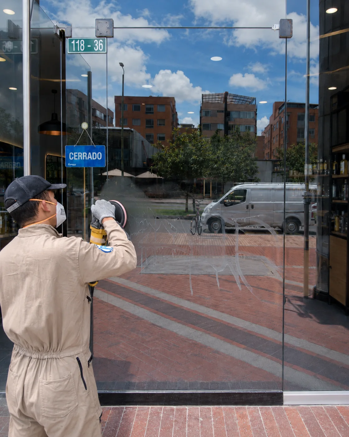 Controlled glass restoration process