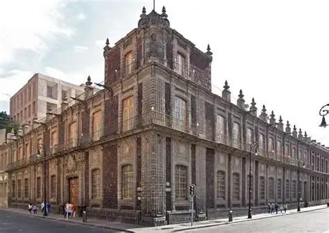 Oficina Central Citibanamex, proyecto documentado de restauración de vidrio de Grupo GNOVIA