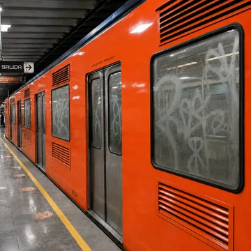 Restore vandalized glass without keeping vehicles out service longer than necessary